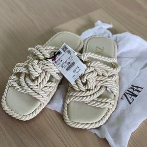 Brand new Zara summer flip flops, size 39, runs small